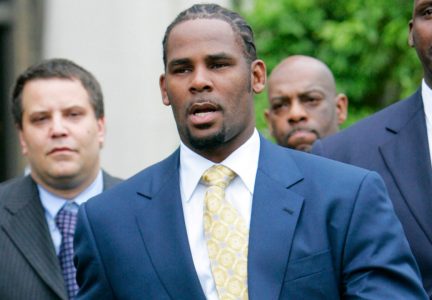 Grand Jury Seated In Wake Following New R Kelly Allegations