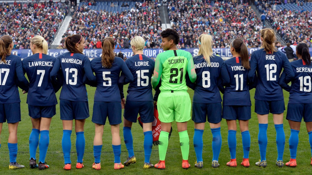 U S Soccer Sued By The Entire U S Womens National Team For Equal Pay